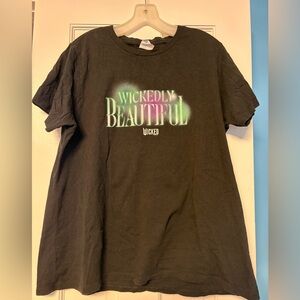 Wicked 'Wickedly Beautiful' Black Graphic Tee Size XL J6